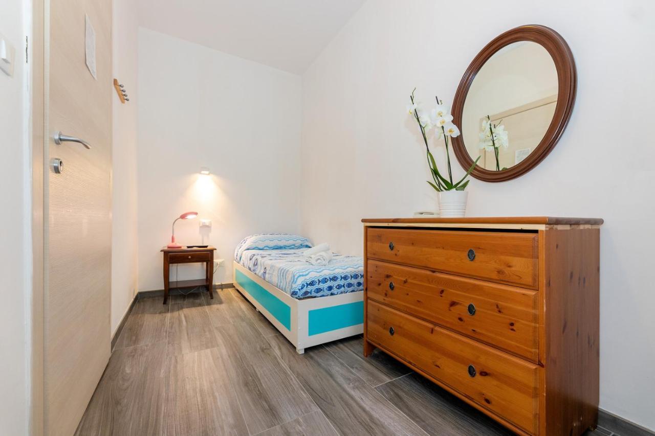 Albergo Oasi Finale Ligure Kültér fotó