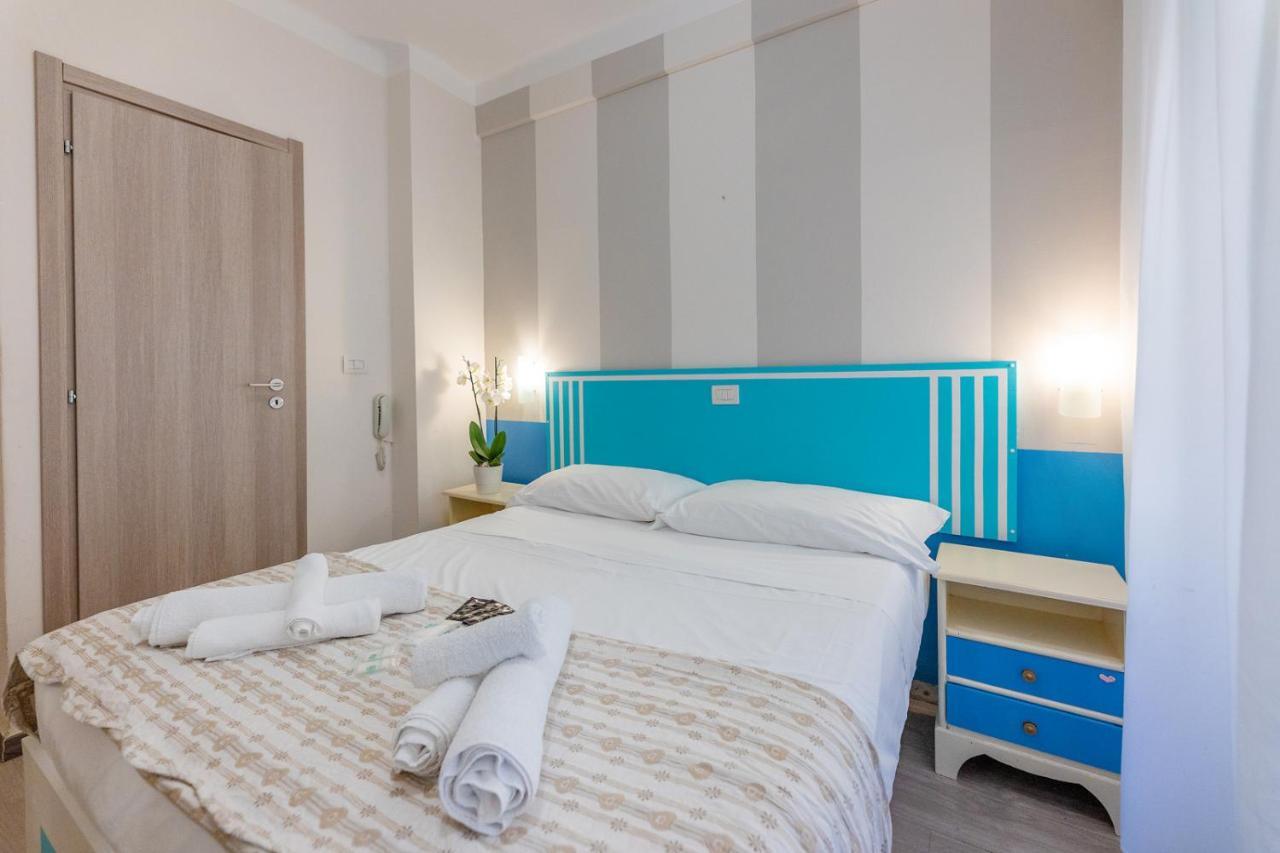 Albergo Oasi Finale Ligure Kültér fotó