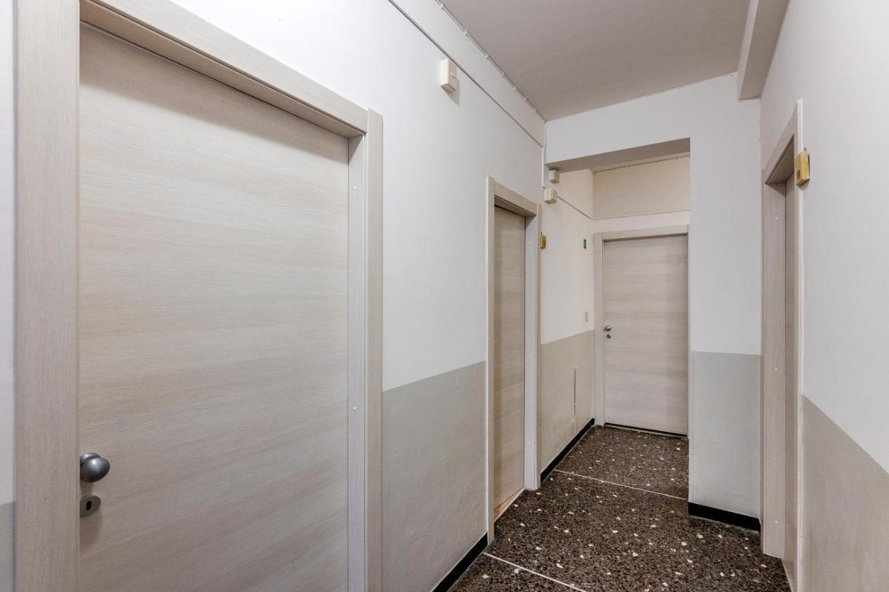Albergo Oasi Finale Ligure Kültér fotó