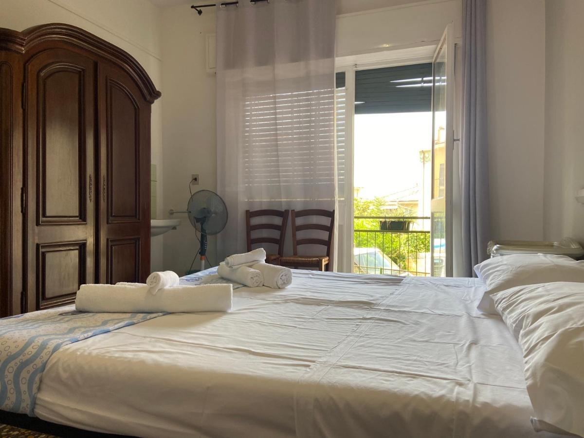 Albergo Oasi Finale Ligure Kültér fotó