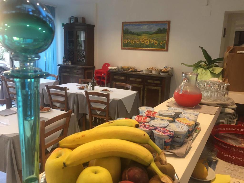 Albergo Oasi Finale Ligure Kültér fotó