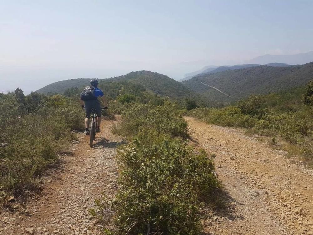Albergo Oasi Finale Ligure Kültér fotó