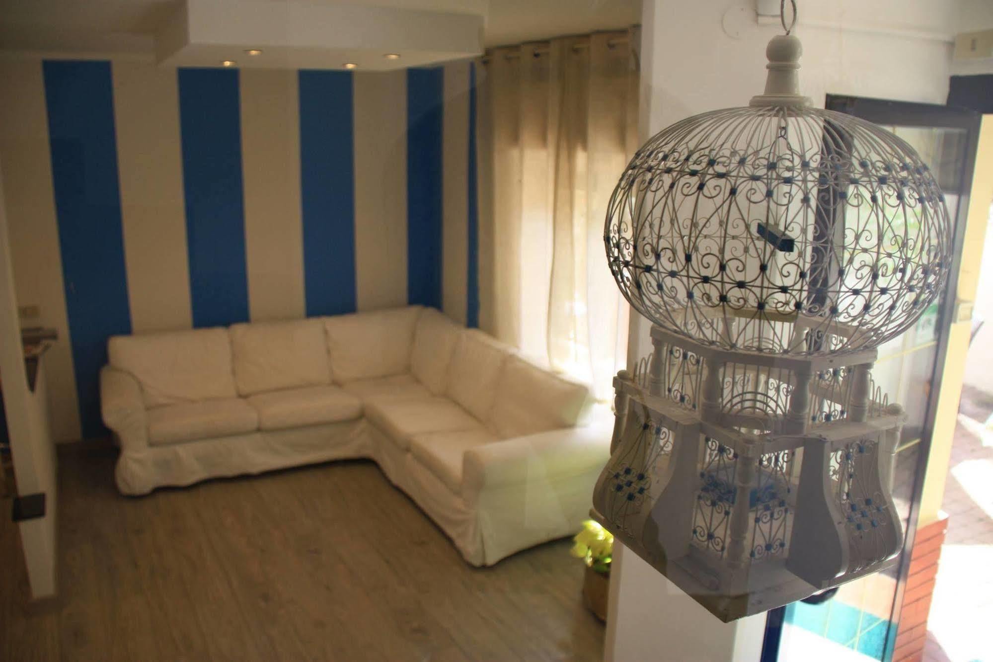 Albergo Oasi Finale Ligure Kültér fotó