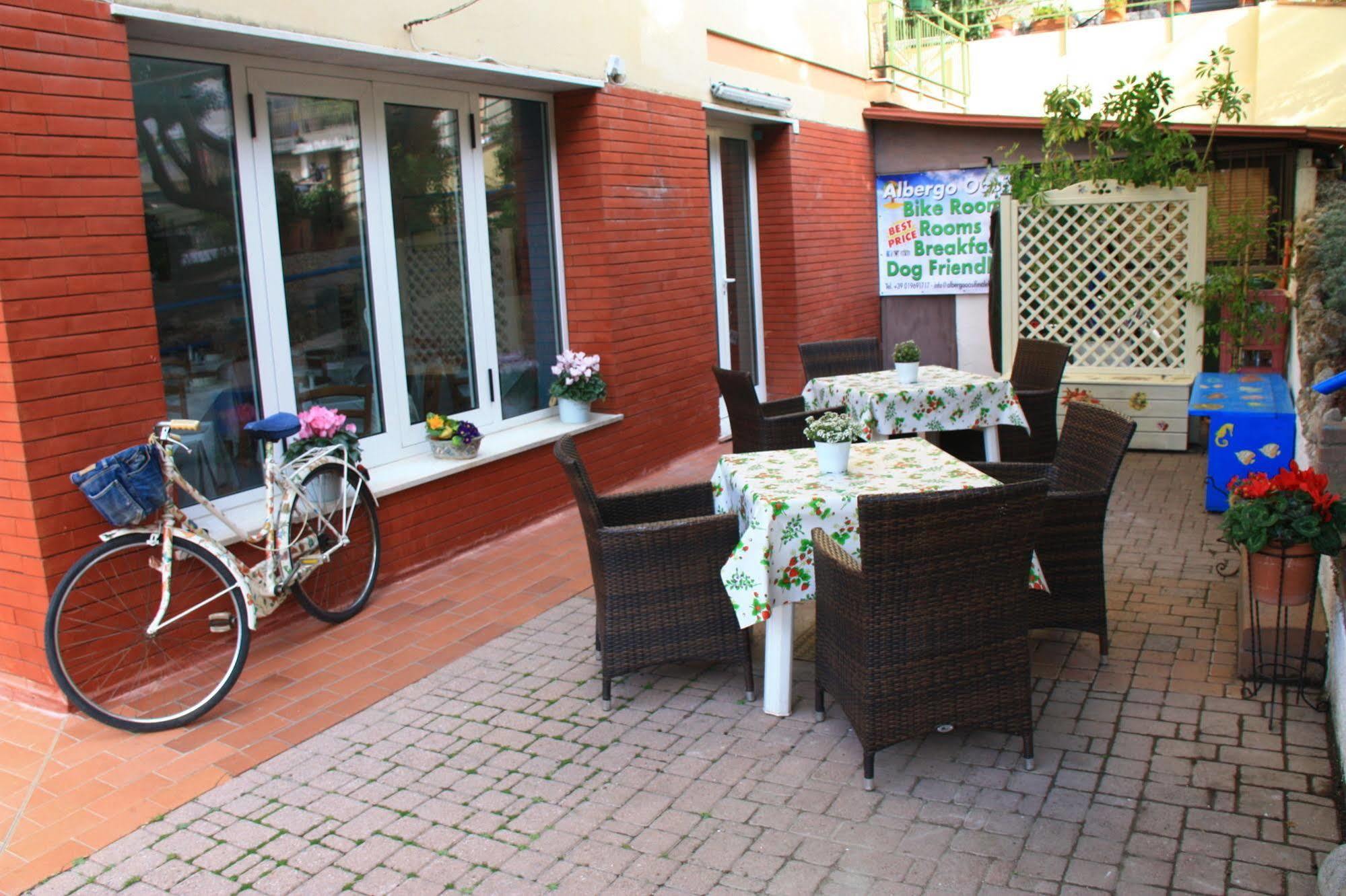 Albergo Oasi Finale Ligure Kültér fotó